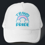 Boné Orgulho Transgênero<br><div class="desc">Orgulho trans com um belo arco-íris feito com as cores da bandeira trans cores azul,  rosa e branca.</div>