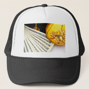 Boné Ouro e dinheiro