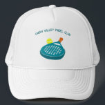 Boné Padel Tênis Racket e Ball Personalizados<br><div class="desc">Adicione um slogan,  o nome do seu grupo ou outro texto personalizado a este chapéu com uma ilustração de uma raquete de tênis de padel e uma bola. O gráfico está em azul brilhante,  laranja e amarelo com a sua mensagem em termos de coordenação da inscrição azul.</div>