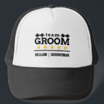 Boné Padrinho de casamento Personalizado do Grupo<br><div class="desc">Grupo de Equipe | PADRINHO DE CASAMENTO | SOLTEIRO | Chapéu Branco Negro O nome e o papel do grupo podem ser facilmente personalizados com os nomes do esquadrão do seu grupo, por exemplo, noivo, melhor homem, padrinho de casamento, pai do noivo e outros. Um na moda e design moderno...</div>