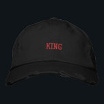 Boné Parecendo Bonitão Rei Imprimido Menino<br><div class="desc">Este boné bordado do rei de Threads Distritais combina estilo e praticidade. Seu tecido chino angustiado oferece uma aparência de tendências e vestida, enquanto o ajustado ajustável garante conforto a todo o dia.</div>