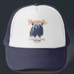 Boné Parque Nacional do Yosemite Grizzly Bear Californi<br><div class="desc">Pronto para embarcar na sua aventura ao ar livre? Esta camiseta do Parque Nacional Yosemite é uma escolha perfeita. Com um urso negro ousado e paisagem florestal cênica, esta camisa vai inspirá-lo a explorar e abraçar a natureza. Solte seu explorador interno e não perca essa chance de trazer a natureza...</div>