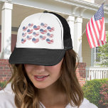 Boné Patriótico Azul Branco da bandeira americana<br><div class="desc">Bela bandeira Patriótica Americana,  Patterno de Coração Russo,  Chapéu! Apresenta um padrão de corações rústicos ou angustiados com a bandeira americana para compor uma divertida imagem vermelha,  branca e azul! Perfeito para 4 de julho,  Dia Memorial,  Dia dos Veteranos e muito mais!</div>