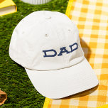 Boné Personalização da Tipografia Moderna Legal e Simpl<br><div class="desc">Pai Simples e Legal Tipografia Moderna Personalizada Boné Bordered Baseball apresenta o simples texto bordado "Pai". Perfeito como presente para pai para Dia de os pais,  Natal,  aniversário e muito mais. Criado pelo Evco Studio www.zazzle.com/store/evcostudio</div>