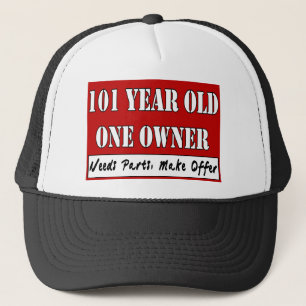 Boné Pessoas de 101 anos um proprietário - as peças d