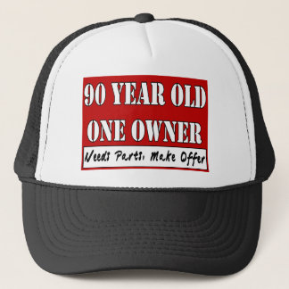 Boné Pessoas de 90 anos, um proprietário - as peças das