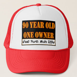 Boné Pessoas de 90 anos, um proprietário - as peças das