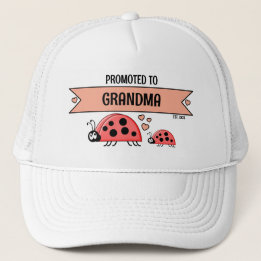 Boné Promoted to Grandma ladybugs white peach