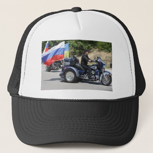 Boné Putin monta um Trike! (Frente)