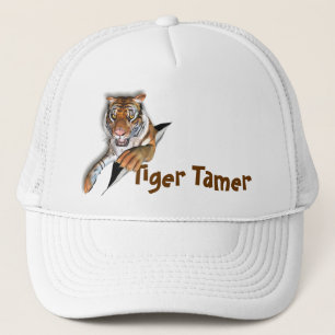 Boné Rasgando o design do tigre