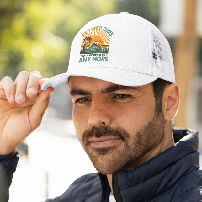 Boné Retired 2025 Not My Problem any more Gift (Criador carregado)