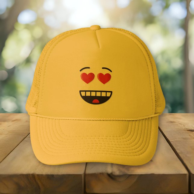 Boné Rosto Sorridente com Olhos em Formato de Coração (Criador carregado)