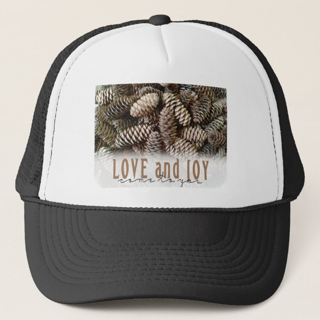 Boné Rustic Holiday Love and Joy Pine Cone (Frente)