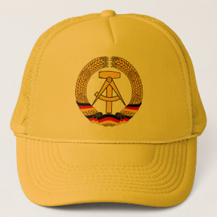 Boné Simbolize o der RDA - emblema nacional do GDR
