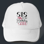 Boné Sis da Garota de Aniversário Personalizada Corresp<br><div class="desc">Procurando uma camisa de aniversário que fará sua festa terminar? Olhe só as camisas da nossa equipe de aniversário! Estas camisetas de na moda são perfeitas para qualquer festa de aniversário do dia fora. Nossas camisas combinam um presente de excelente para seus amigos e família, e podem ser vestidas juntas...</div>