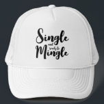 Boné Solteiro e pronto para misturar o partido do divór<br><div class="desc">Solteiro e pronto para misturar o Trucker Hat das mulheres do partido de divórcio. Design com letras bonitas,  com tipografia de script. Bonés personalizados para senhoras solteiros. Excelente para o fim de semana das garotas de Las Vegas,  viagens,  encontros,  festas e mais.</div>