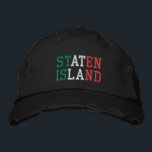 Boné STATEN ISLAND NY Green White e Red Vintage estilo<br><div class="desc">STATEN ISLAND New York Italy Flag Colors Green White Red bordado no estilo de vintage com chapéu preto de algodão em apuros. Também está disponível a opção de selecionar essa cor na página do item principal.</div>