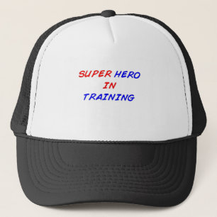 Boné Super-herói no treinamento