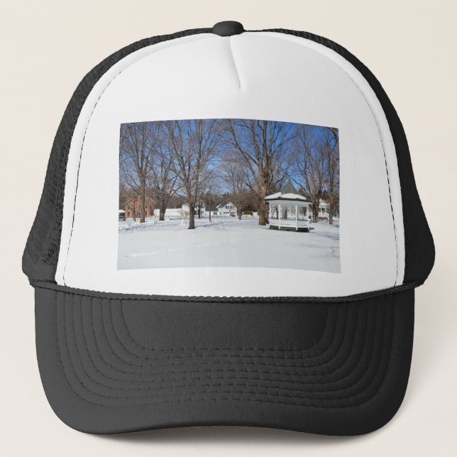 Boné Típica Cidade de Vermont no Inverno (Frente)