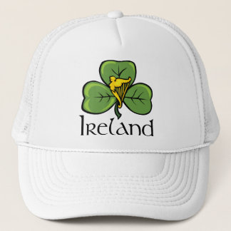 Boné Trevo e harpa de Ireland