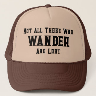 Boné Trucker Hat com Citação: Nem Todos Aqueles Que Vag