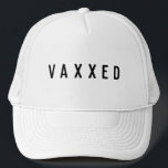 Boné Vaxxedo | Covid-19 Na moda moderno vacinado<br><div class="desc">Design "VAXXED" simples e na moda na tipografia moderna de blocos minimalistas em preto e branco monocromático. O símbolo perfeito para mostrar que foi vacinado para o Covid- 19 e recebeu a vacina do coronavírus. Tenha orgulho e mostre que é uma vacina pro com este design divertido! #vacinado #covid #covid19...</div>