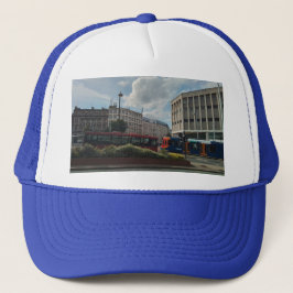 Boné Viagem na cidade, elétricos e ônibus