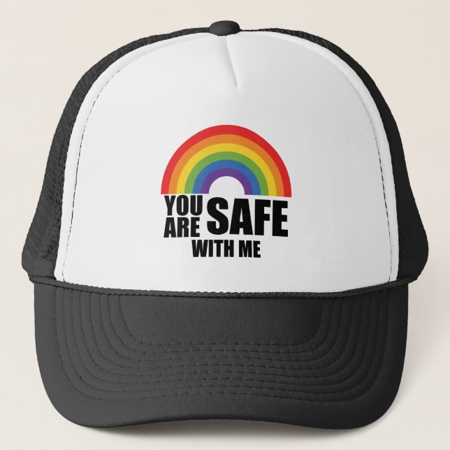Boné Você Está Seguro Comigo Orgulho Arco-Íris LGBTQ (Frente)