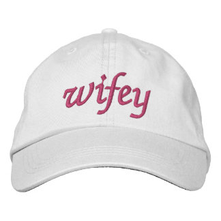 Boné Wifey Pink Novelty