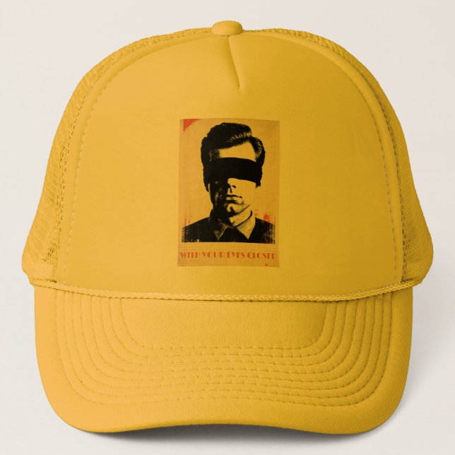 Boné With your eyes closed – Limited Edition of 781  (Frente)