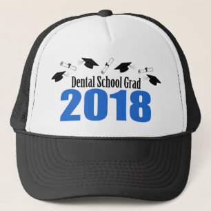 Bonés e diplomas do formando 2018 da escola denta