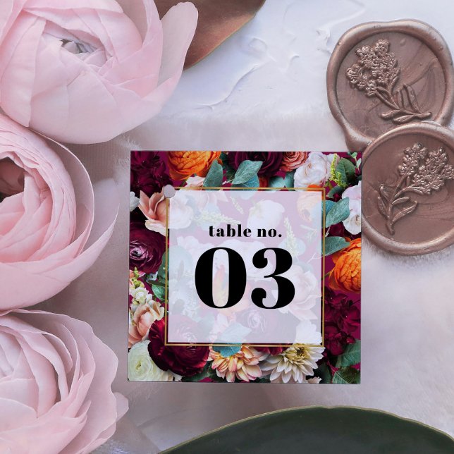 Bonita Mesa De Casamento De Flores De Verão No. (Criador carregado)