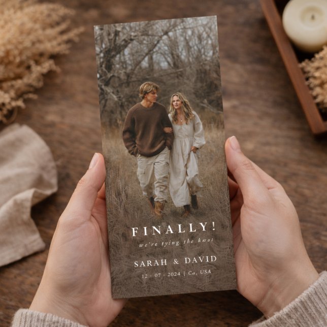 Bookmark Photo Finally Save the Date Weddings (Criador carregado)
