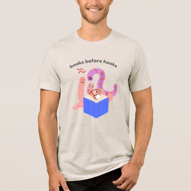 Books Before Hooks Worms Tri-Blend Shirt (Frente)