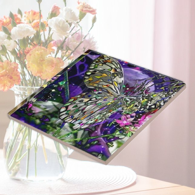 Borboleta de influência da lua (Criador carregado)