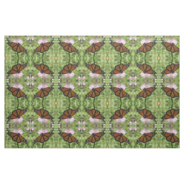 Borboleta Monarca no Tecido de Thistos Rosa (Fat Quarter)