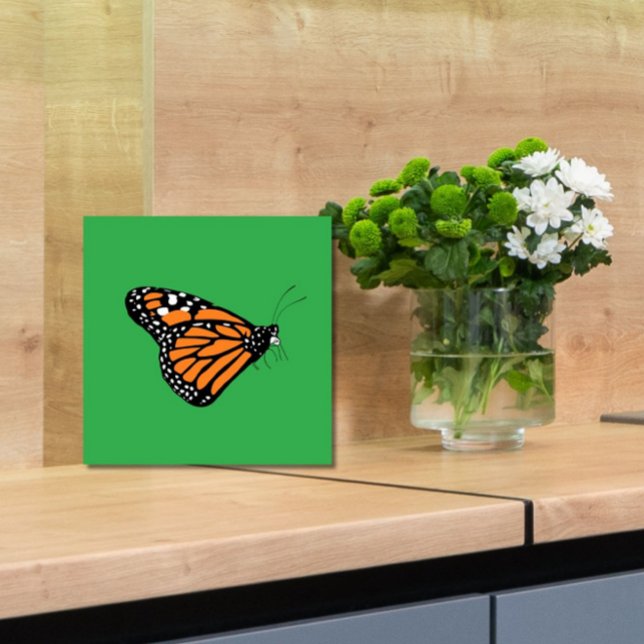 Borboleta Monarch Ilustração Laranja e Verde (Let this elegant monarch butterfly grace your kitchen, bathroom or other tiled space!)