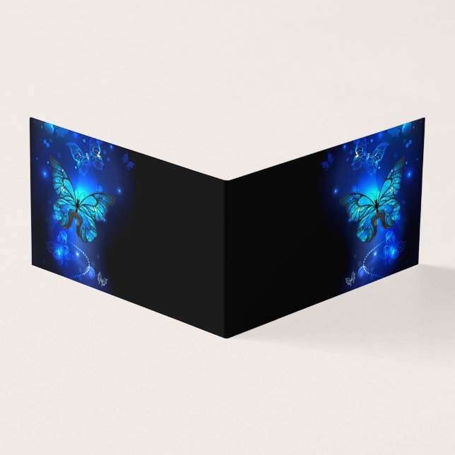 Borboleta Morpho no Fundo Escuro (Exterior)