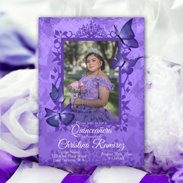 Borboleta Roxa, Rico Quinceanera Convite (purple quinceanera invitation fancy border frame leaves vines around photo purple gown dress)