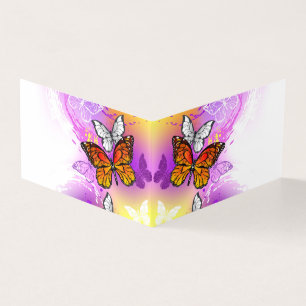 Borboletas Monarcas em Fundo Roxo