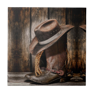 botas de cowboy de madeira marrom do país ocidenta