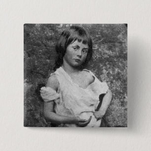 Bóton Quadrado 5.08cm A Menina Maid / Alice Liddell ~ 1859