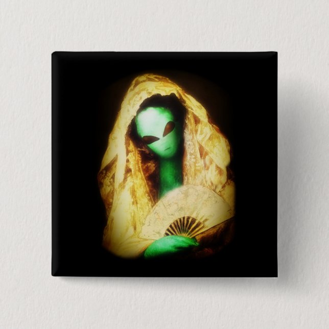 Bóton Quadrado 5.08cm Alienígena Vestindo um Lace Mantilla (Frente)