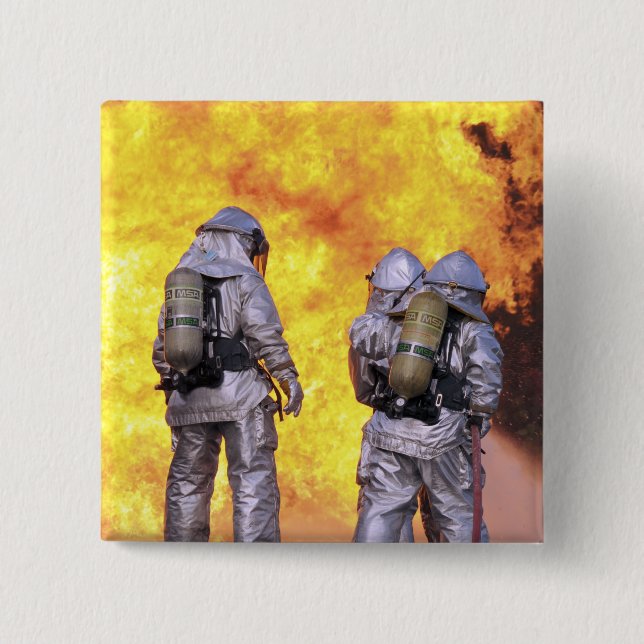 Bóton Quadrado 5.08cm Bombeiros extinguem incêndio aéreo (Frente)
