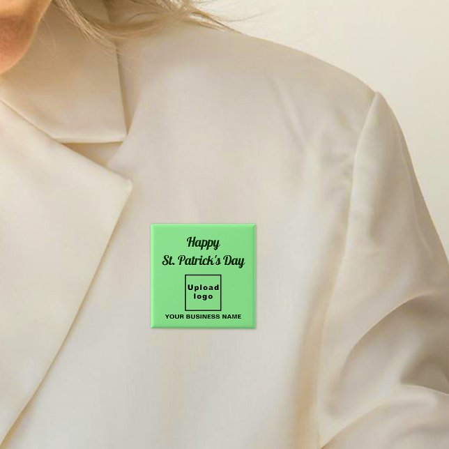 Bóton Quadrado 5.08cm Botão Praça Verde de Patrick Light (Business name and logo with Happy Saint Patrick's Day greeting on light green square button.)