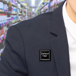 Bóton Quadrado 5.08cm Botão Preto Quadrado do Nome e Logotipo da Empresa<br><div class="desc">Botão quadrado que você pode personalizar para colocar seu nome de empresa e logotipo. Você pode usar este botão como acessório uniforme do seu funcionarios. Você também pode usá-lo como acessório de empacotamento. Você também pode incluí-lo em seus materiais de marketing para anunciar sua empresa ou promover seu nome de...</div>