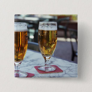 Bóton Quadrado 5.08cm Chablis; duas cervejas legal a 42 graus no verão 