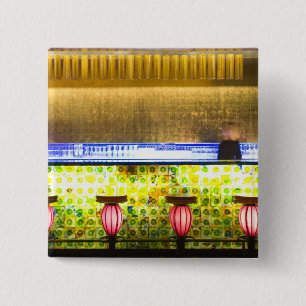 Bóton Quadrado 5.08cm China, Xangai. Bar no bar Xin Tian Di 2