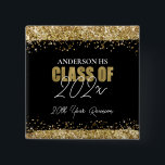 Bóton Quadrado 5.08cm Classe Sindicato Preto e Dourado Brilho<br><div class="desc">Elegante brilho de ouro Faux com os realces de confete em shimmering na borda superior e inferior. Todo o texto é ajustável e fácil de mudar para as necessidades do seu próprio partido. Classe Reunion Black e Dourado Glitter,  elegante,  na moda,  qualquer ano,  modelo moderna.</div>