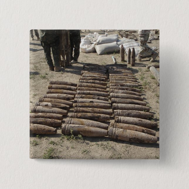 Bóton Quadrado 5.08cm Dispositivos explosivos são identificados e invent (Frente)